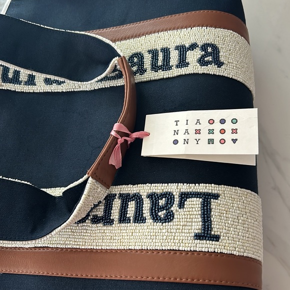 Custom beaded tote - Picture 3 of 3